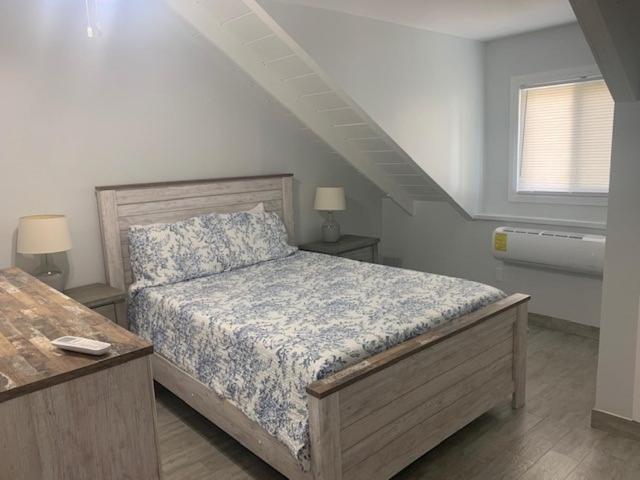 Отель Grace Bay Place Экстерьер фото