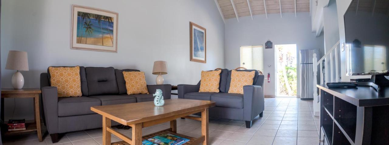 Отель Grace Bay Place Экстерьер фото